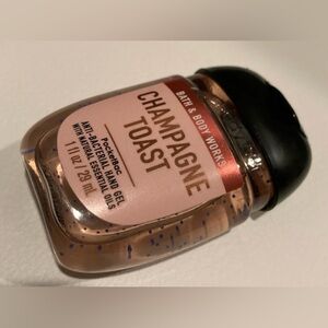 Bath and Body Works Champagne Toast Pocket Bac Hand gel (hand sanitizer)